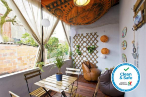 Large Flat w/ Terrace | Ace Location @ Aliados